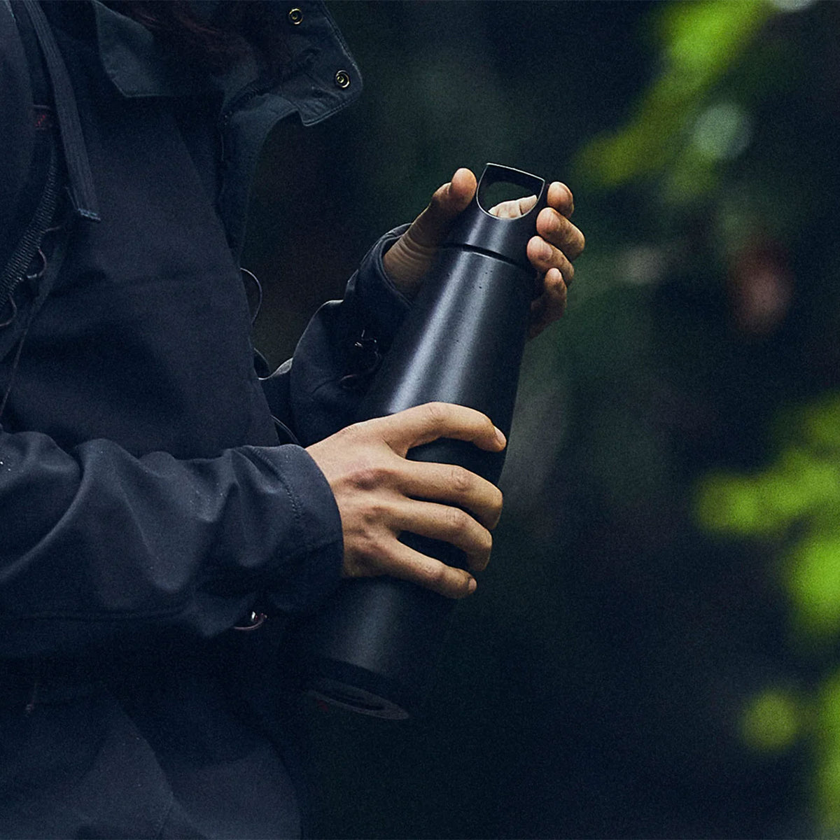 kinto trail tumbler 1L juomapullo termos, musta