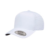 valkoinen YP Classics 5-panel perforoitu snapback lippis